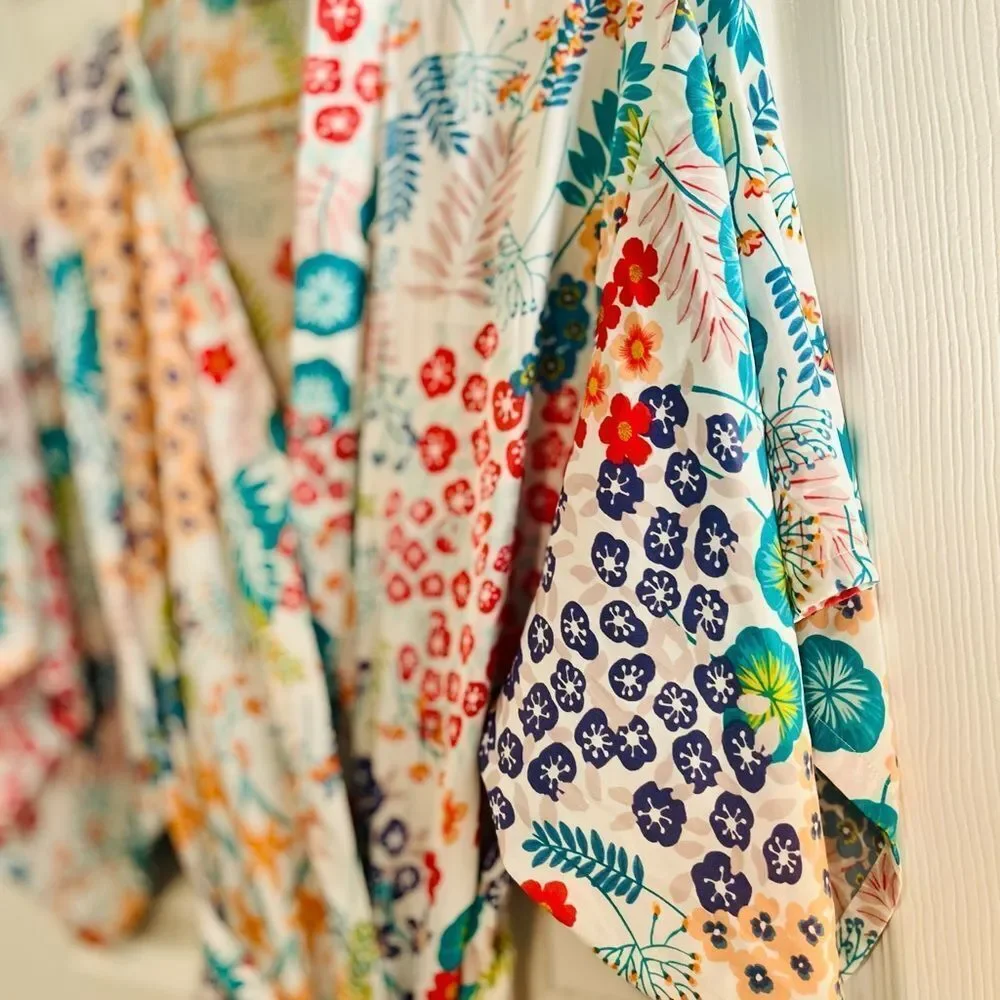 Natori Multicolor Floral Robe